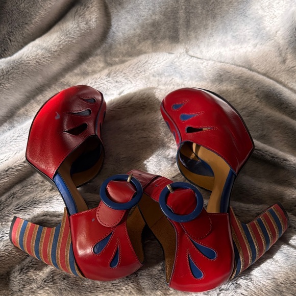 Size 6 Fluevog Maier in Red Colorway - Picture 7 of 10